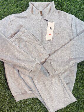 Men’s Grey quarter zip pullover – premium athletic fit – size S/XL – New